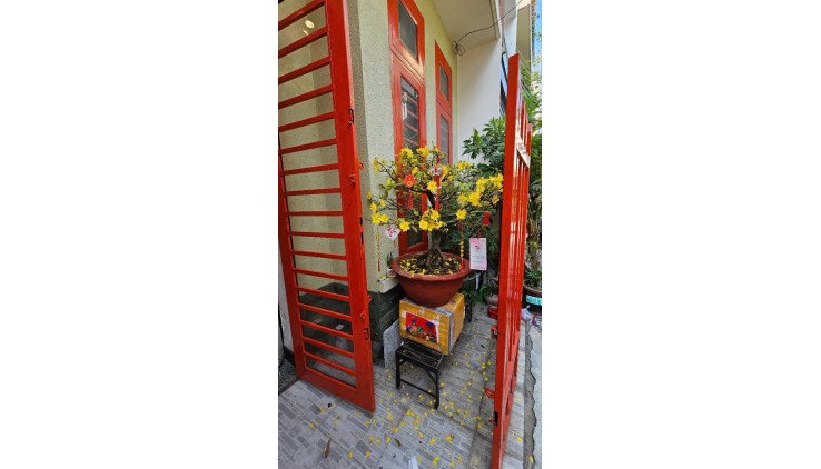 BÁN NHÀ PHÚ NHUẬN HXH 60M2 4 TẦNG NGANG 4M 4 PN DÂN TRÍ HUỲNH VĂN BÁNH 8.89 TỶ.